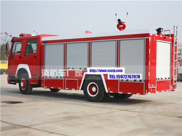 国六重汽豪沃8吨泡沫消防车厂家价格5