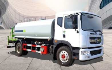 国六东风(D9)14方洒水车+雾炮 国六东风(D9)14方洒水车+雾炮